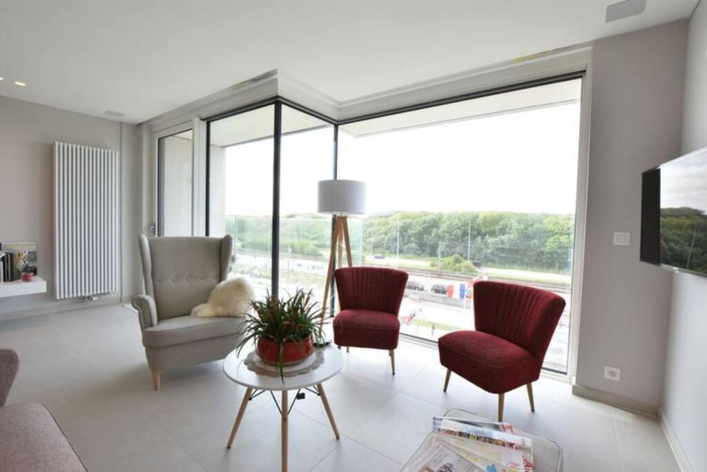 Luxe Apt In Centrum Bredene Overlooking The Dunes Exterior photo